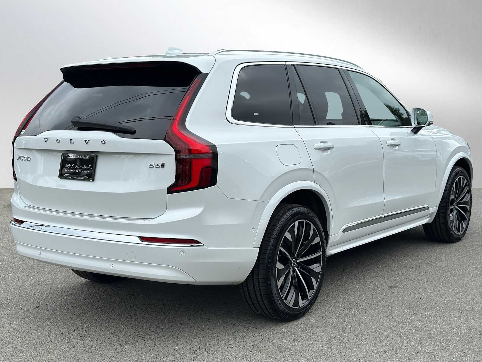2025 Volvo XC90 Plus