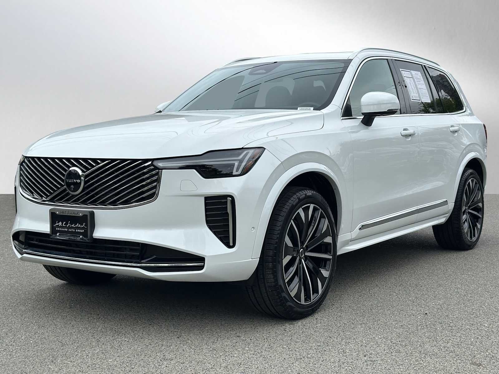 2025 Volvo XC90 Plus