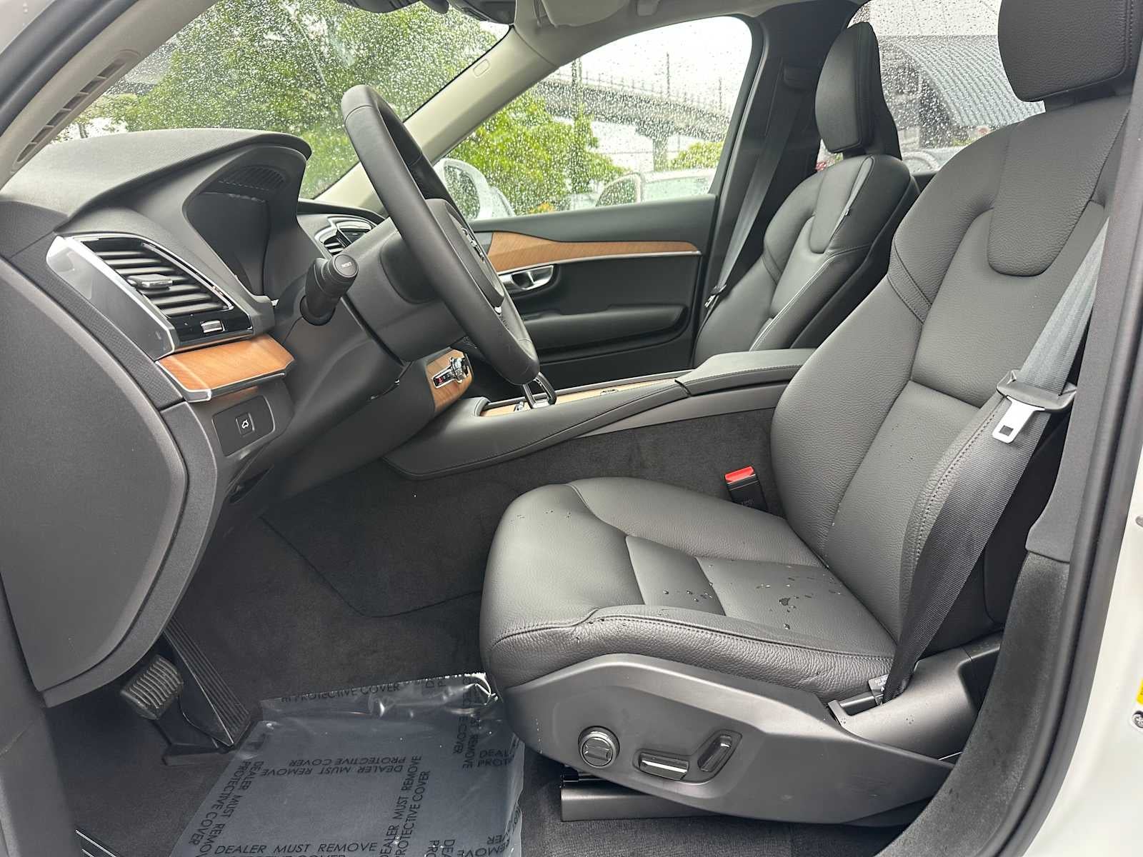 2025 Volvo XC90 Plus