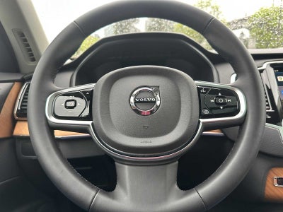 2025 Volvo XC90 Plus