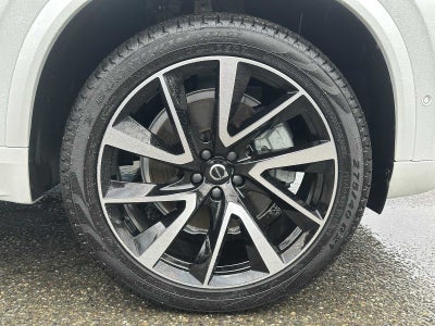 2025 Volvo XC90 Plus
