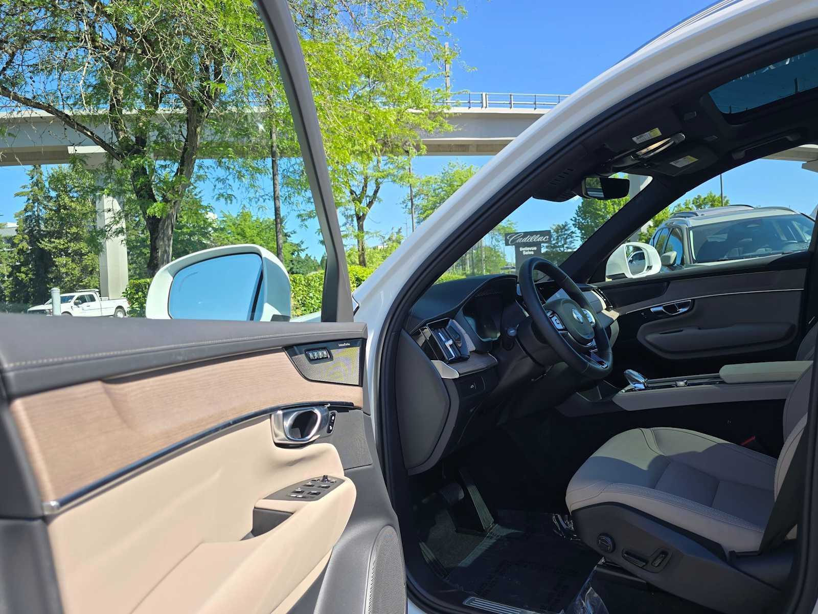 2026 Volvo XC90 Plus