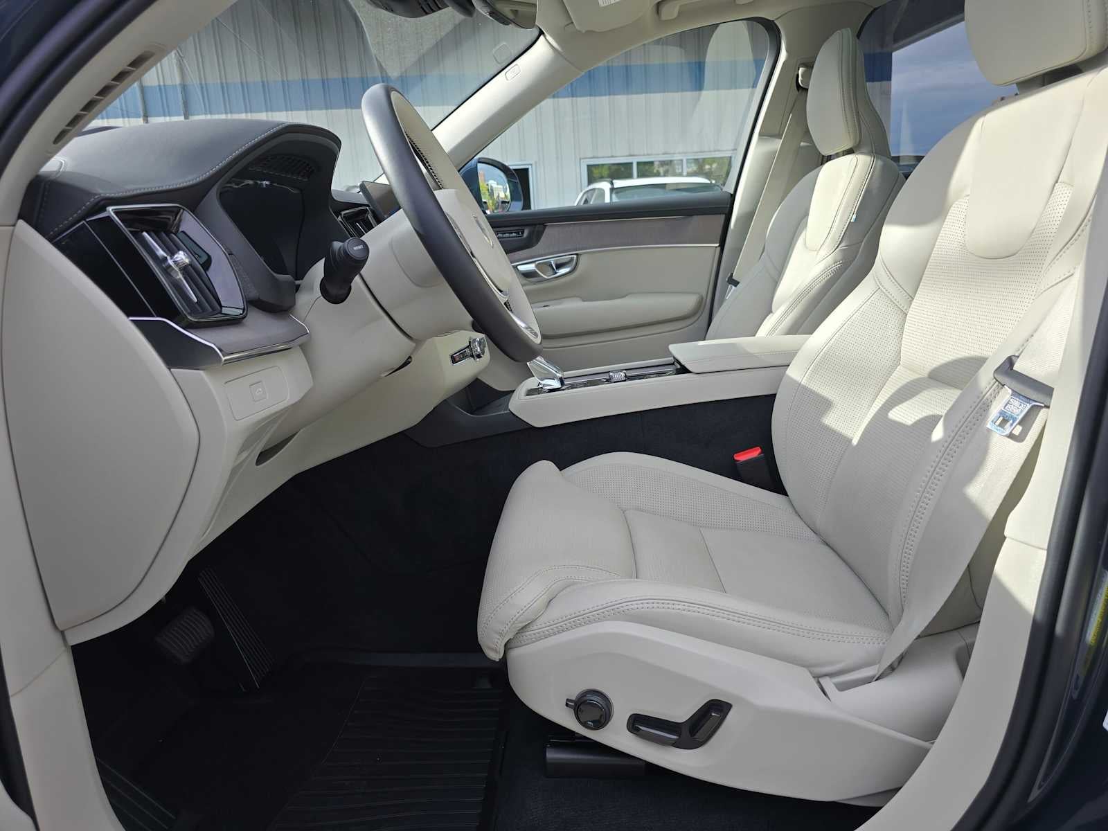 2026 Volvo XC90 Ultra