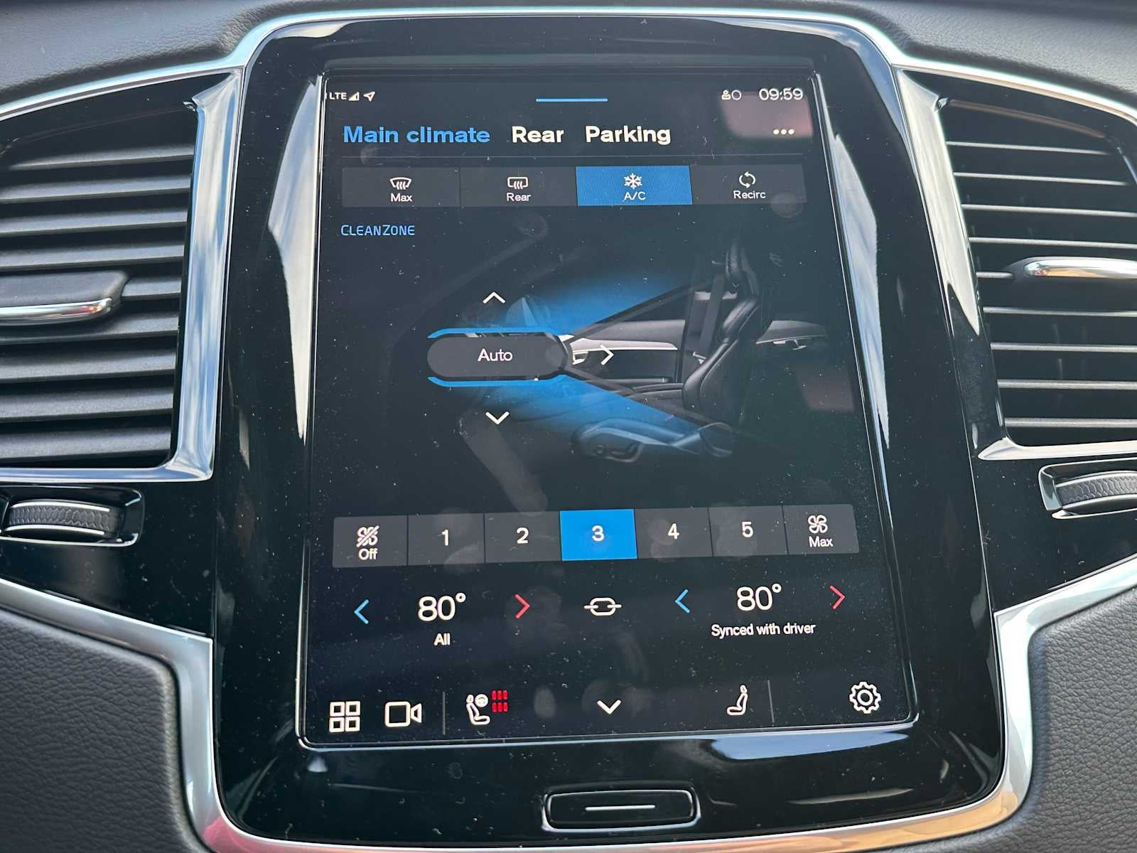 2025 Volvo XC90 Ultra