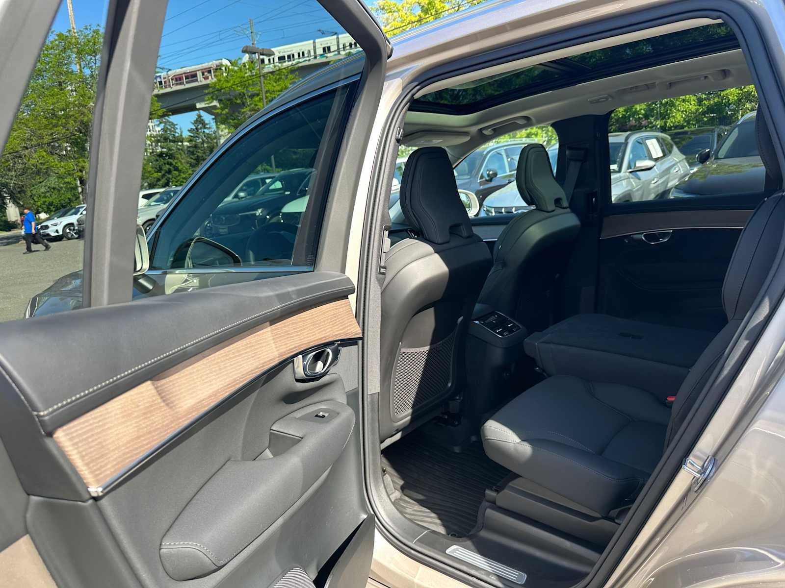 2026 Volvo XC90 Core