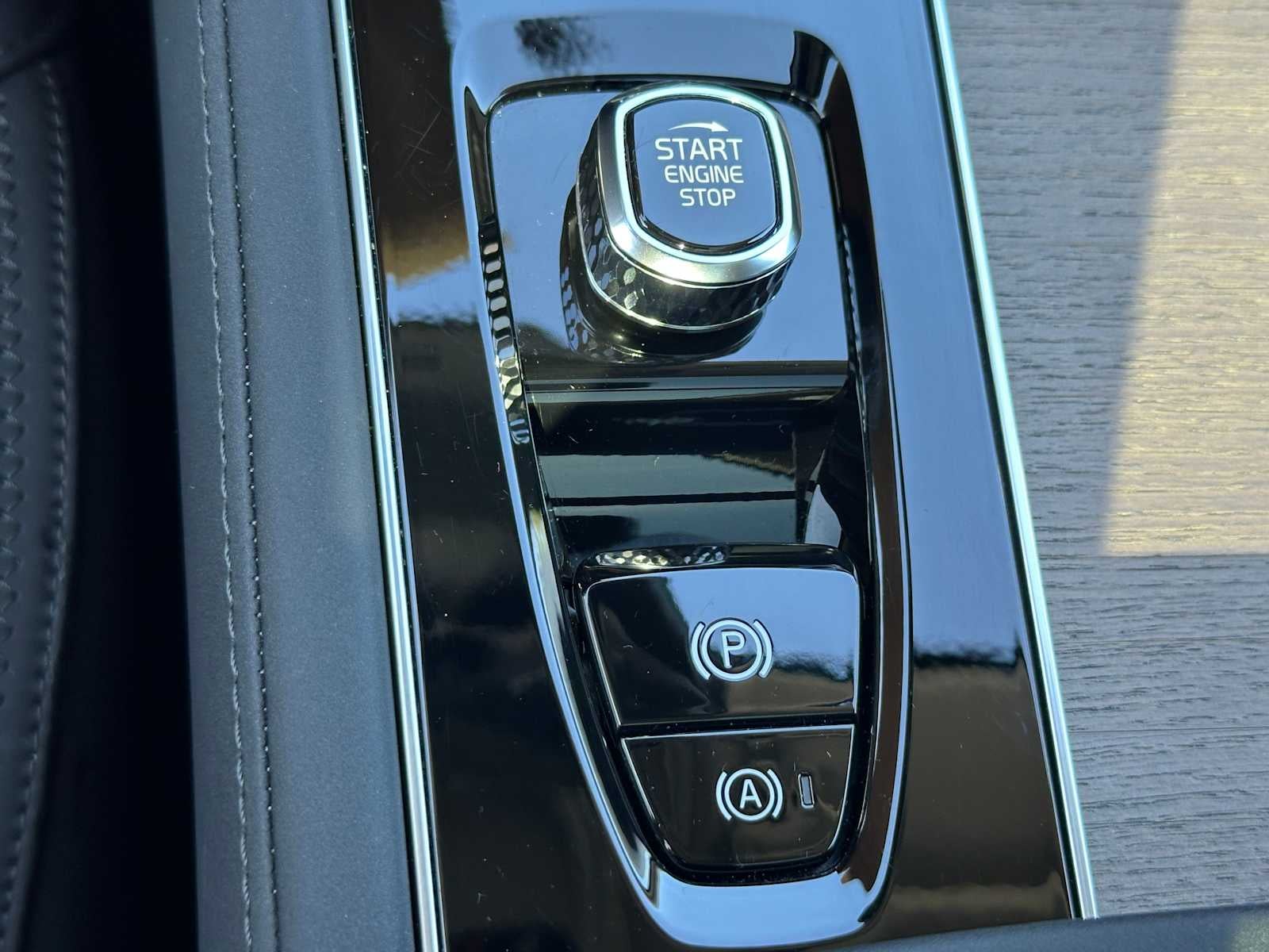 2026 Volvo XC90 Core