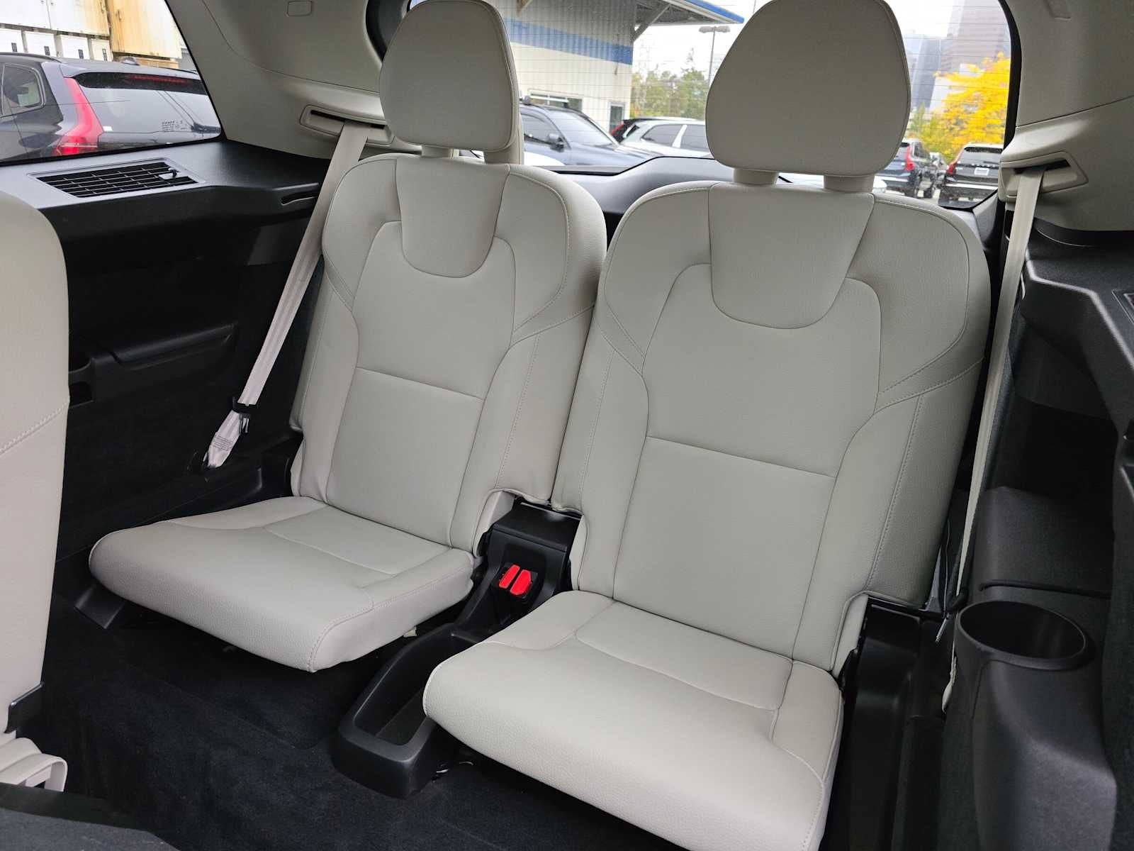 2023 Volvo XC90 Plus