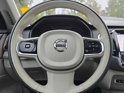 2023 Volvo XC90 Plus