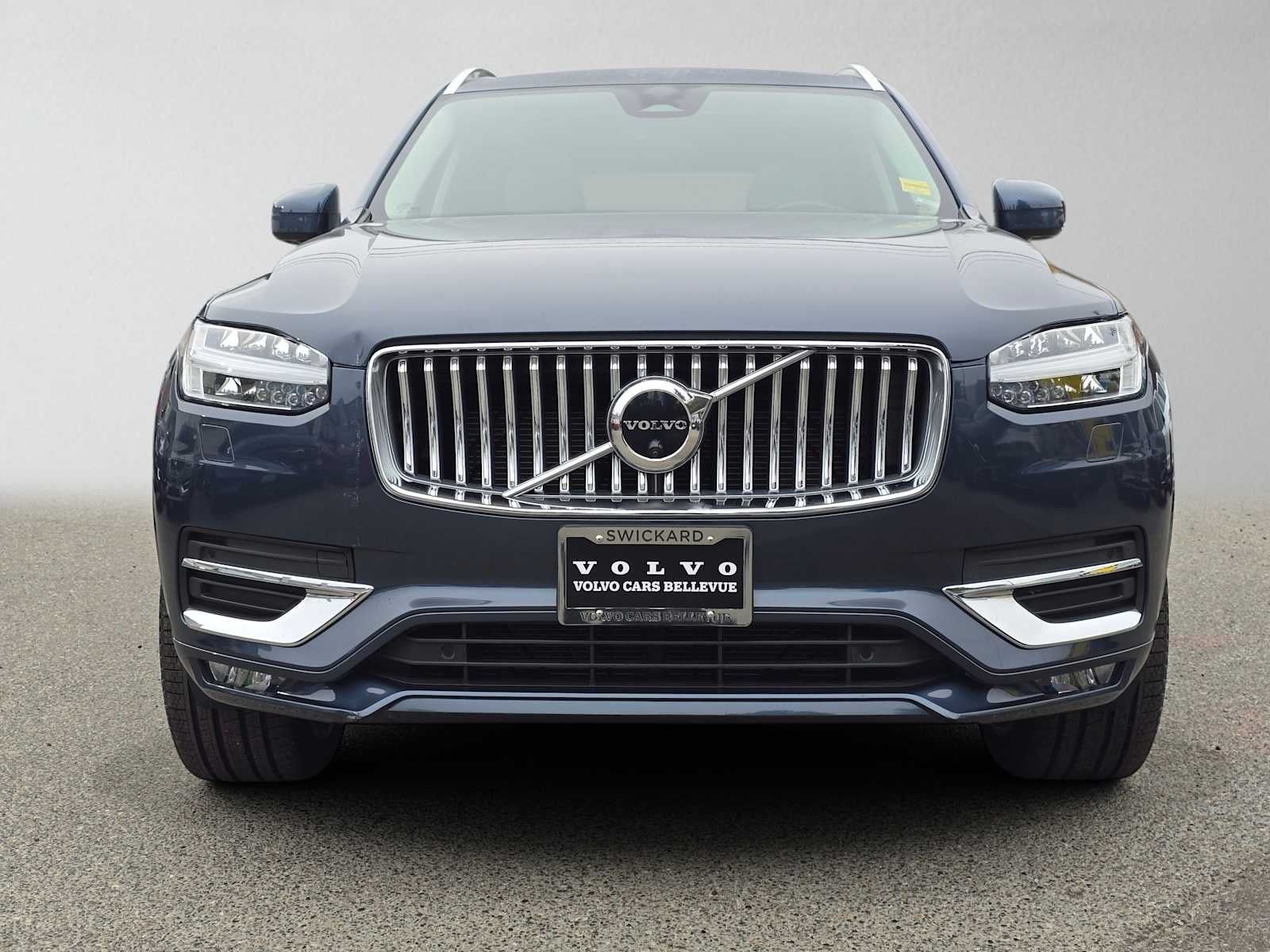 2023 Volvo XC90 Plus