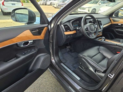 2023 Volvo XC90 Plus