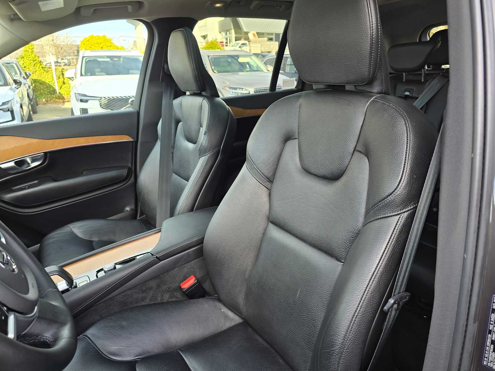 2023 Volvo XC90 Plus