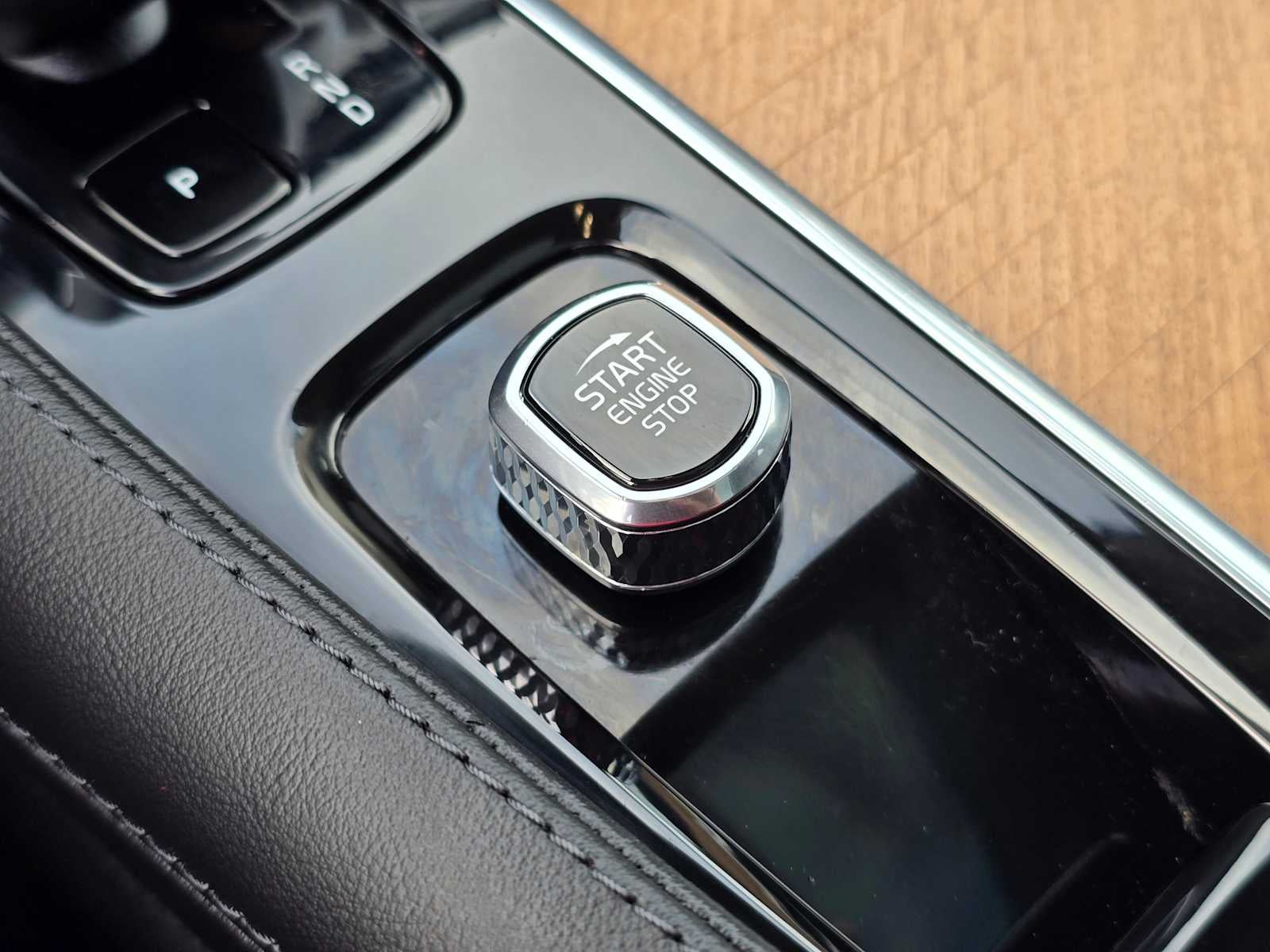 2023 Volvo XC90 Plus