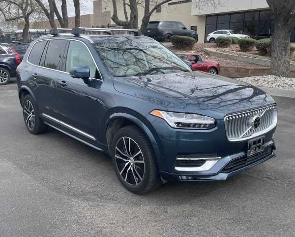 2023 Volvo XC90 Plus