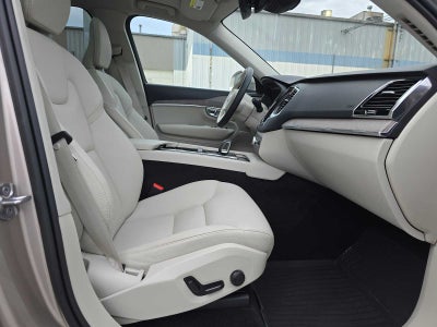 2023 Volvo XC90 Plus