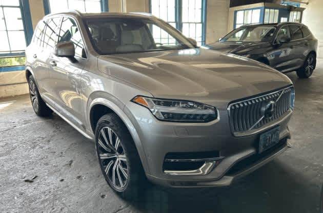 2023 Volvo XC90 Plus