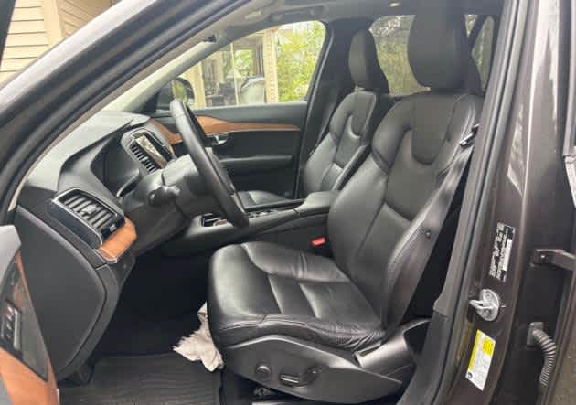 2023 Volvo XC90 Plus