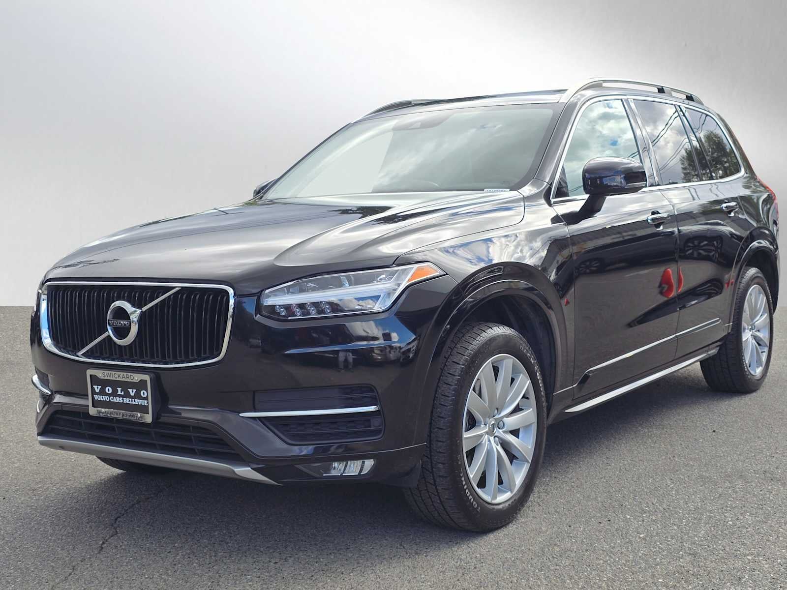 2019 Volvo XC90 Momentum