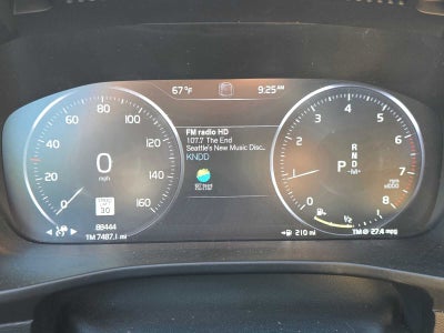 2019 Volvo XC40 Momentum