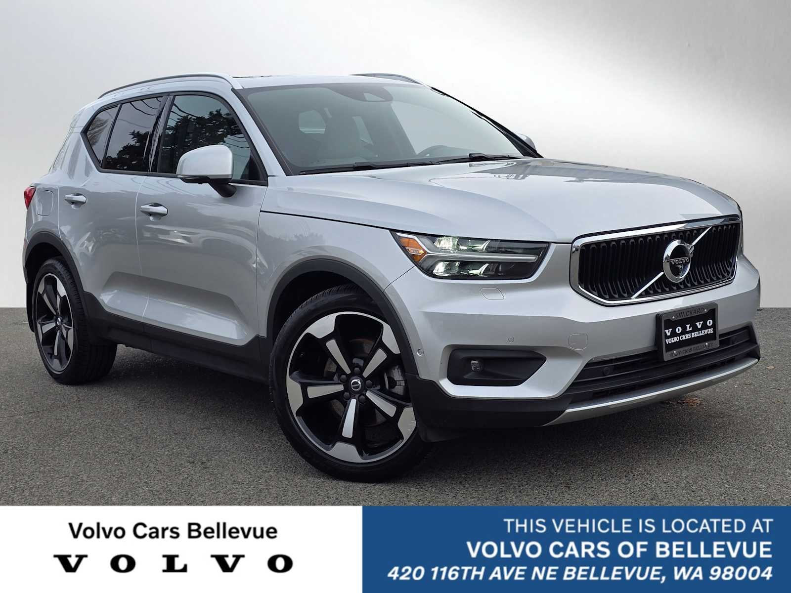 2019 Volvo XC40 Momentum