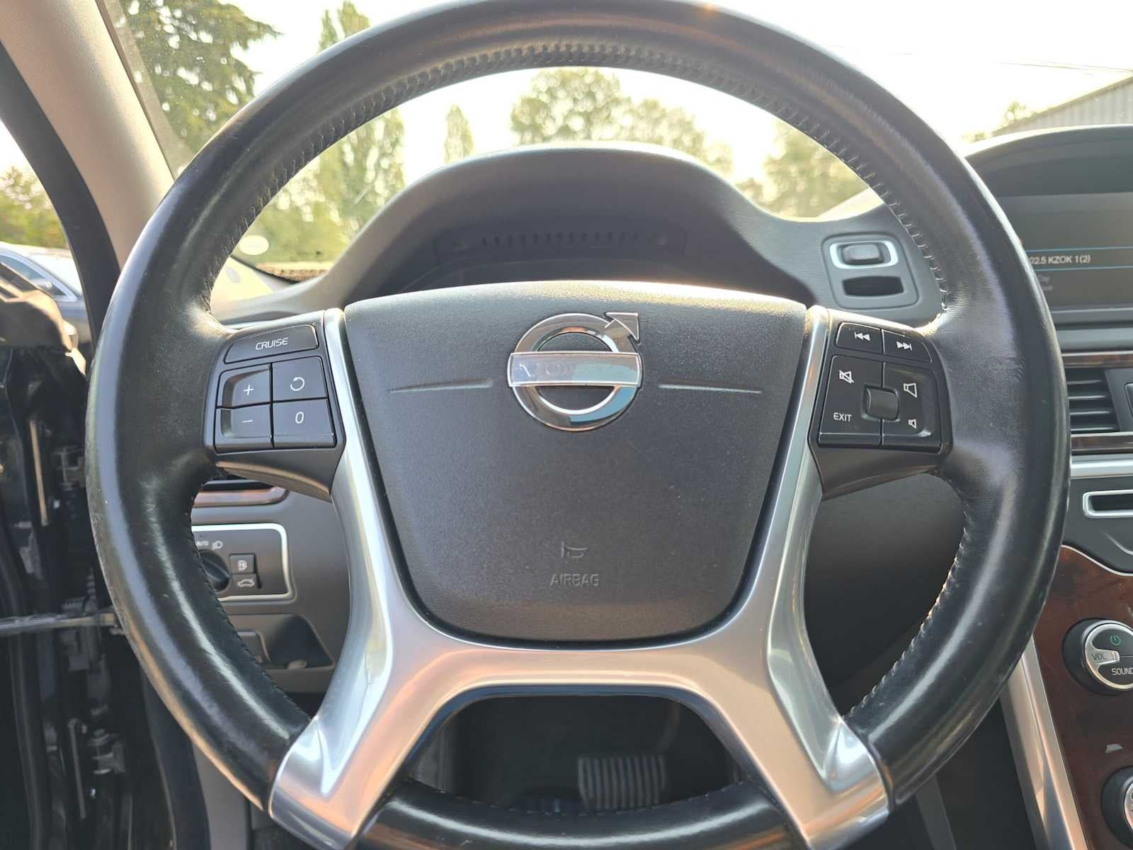 2015 Volvo XC70 T6 Premier Plus