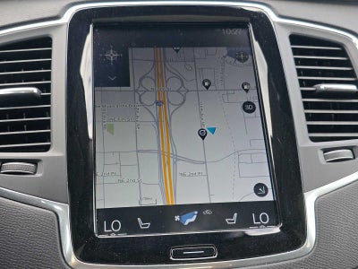 2019 Volvo XC90 Momentum