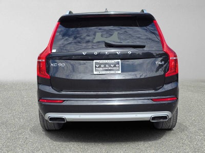 2019 Volvo XC90 Momentum