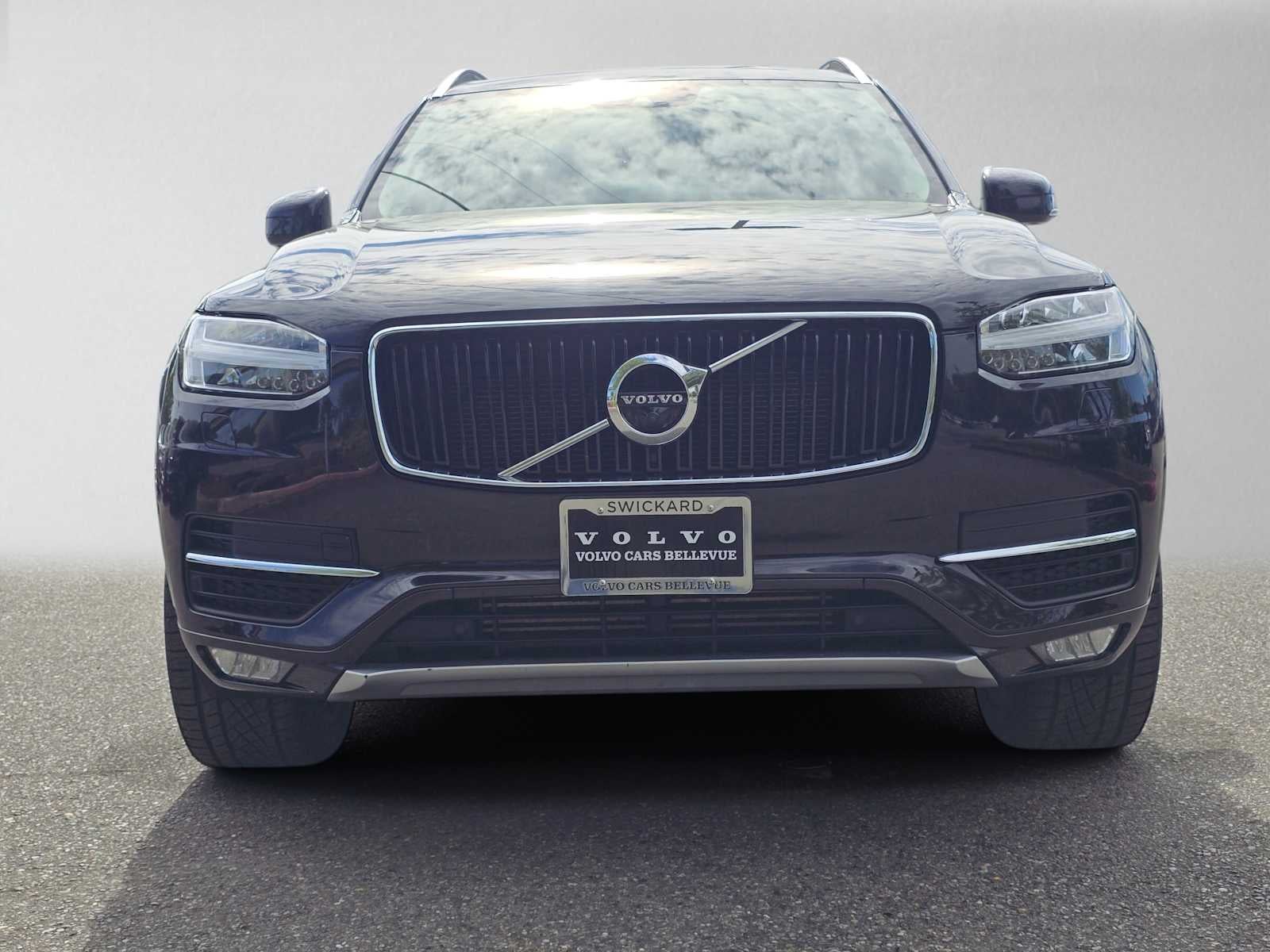 2019 Volvo XC90 Momentum