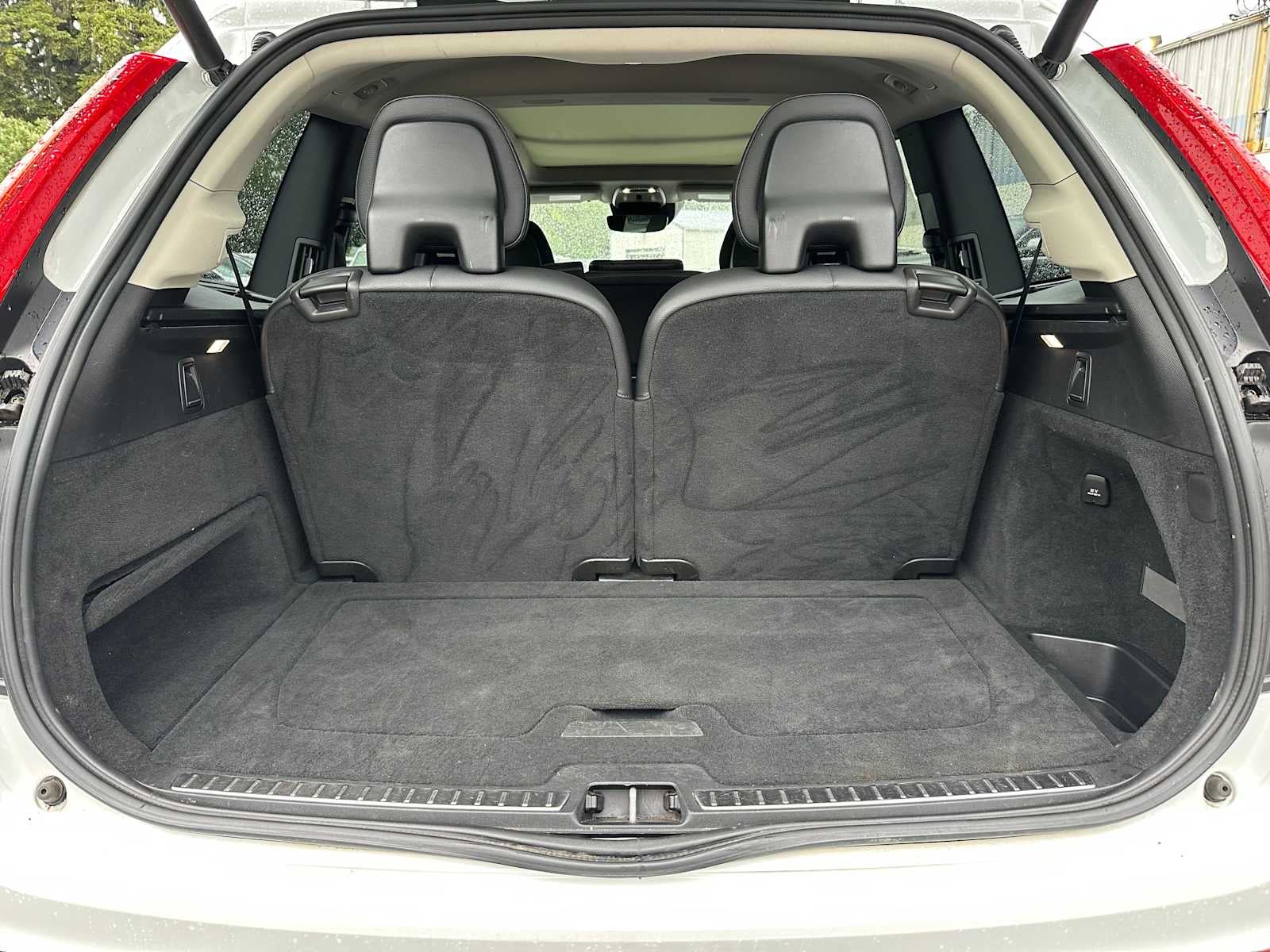 2017 Volvo XC90 Momentum