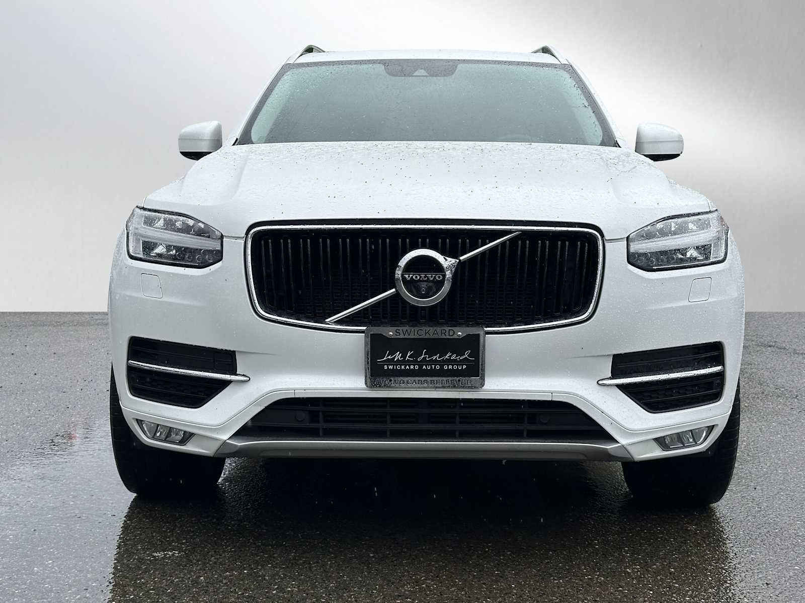 2017 Volvo XC90 Momentum