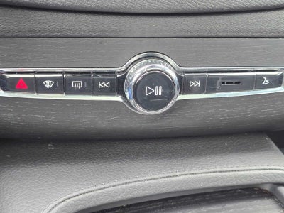 2020 Volvo XC90 Momentum
