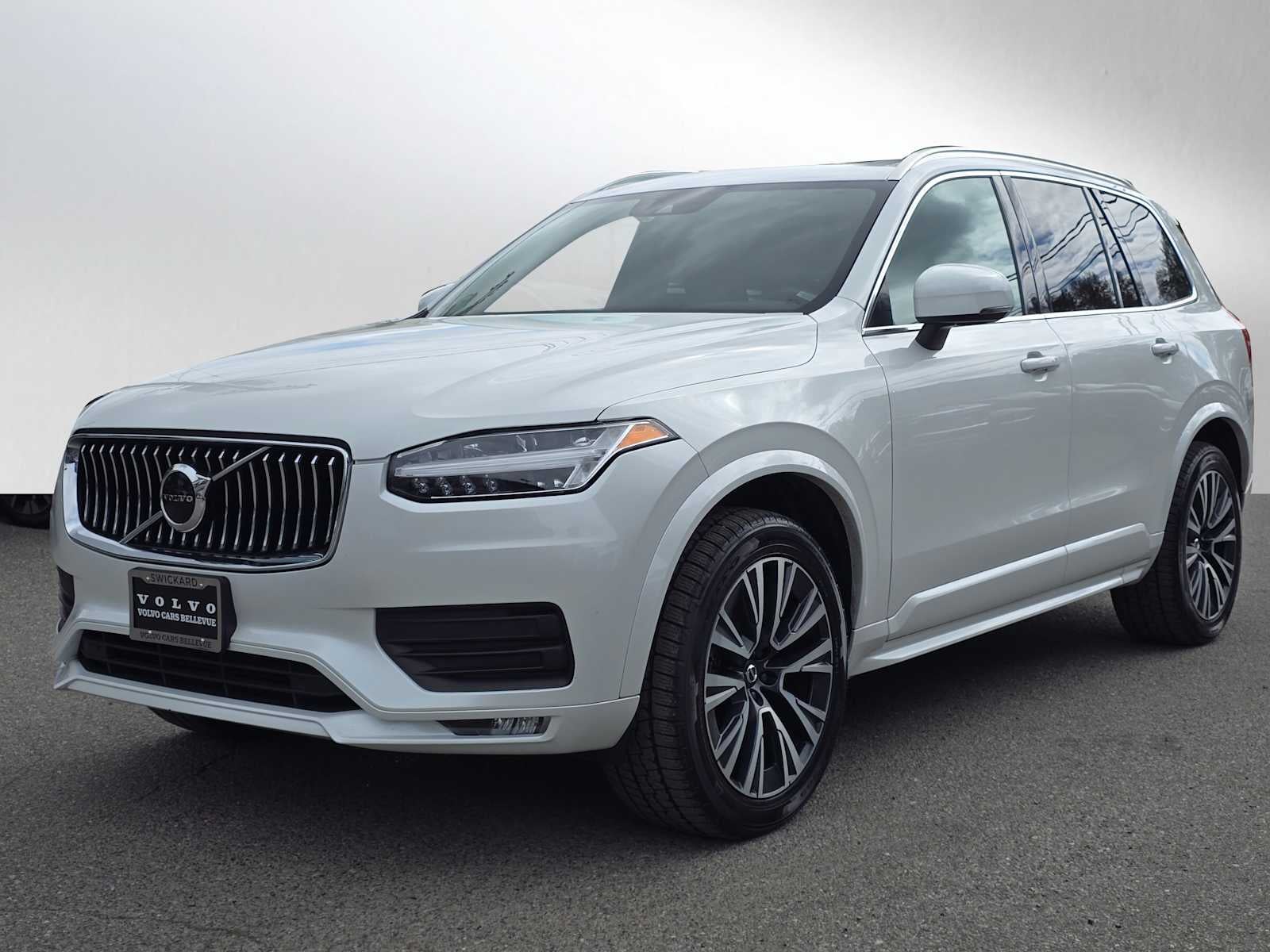 2020 Volvo XC90 Momentum