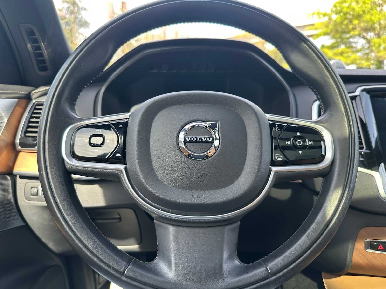 2019 Volvo XC90 Inscription
