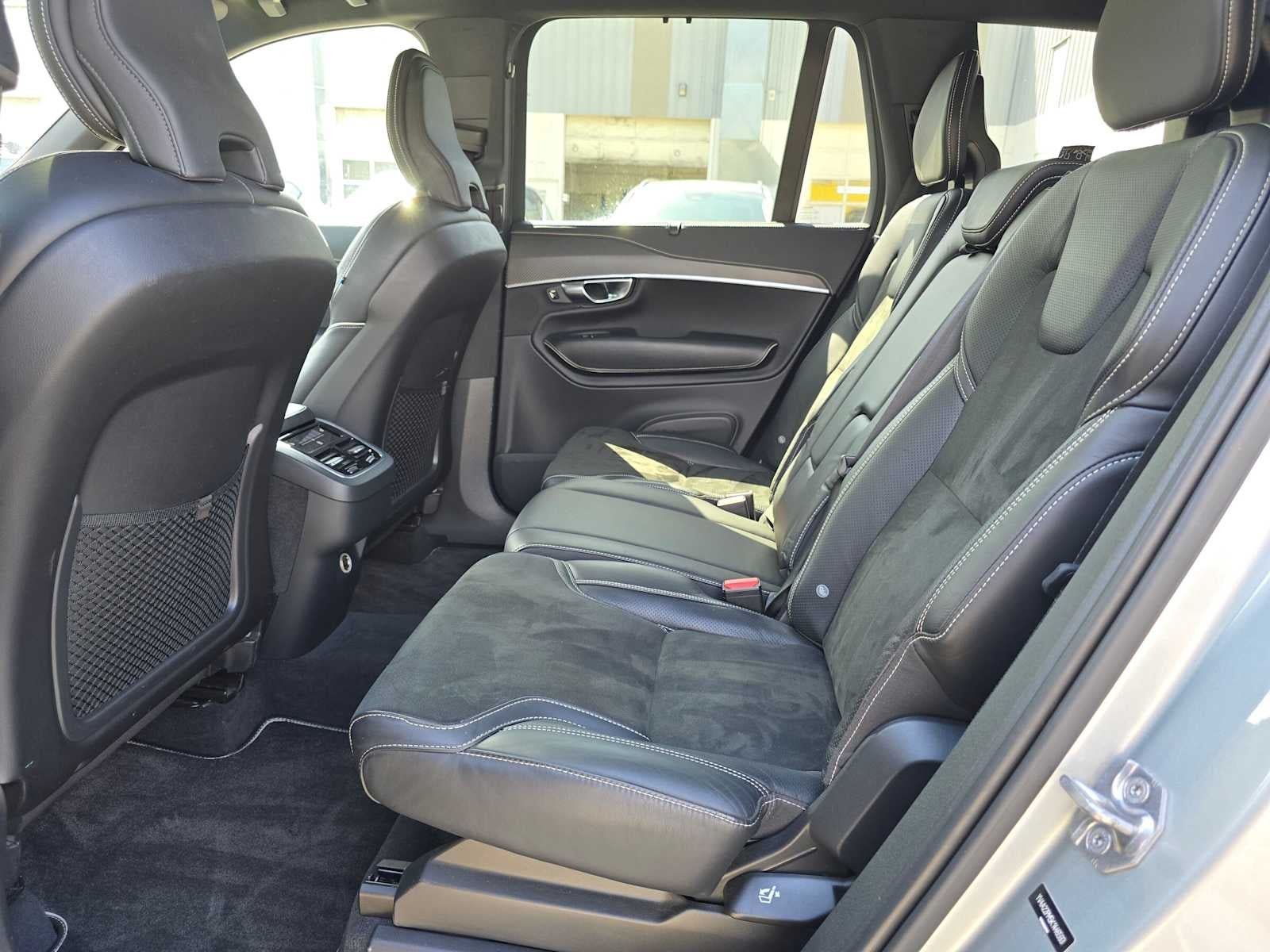 2019 Volvo XC90 R-Design