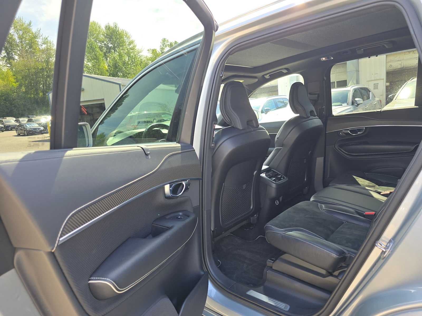 2019 Volvo XC90 R-Design