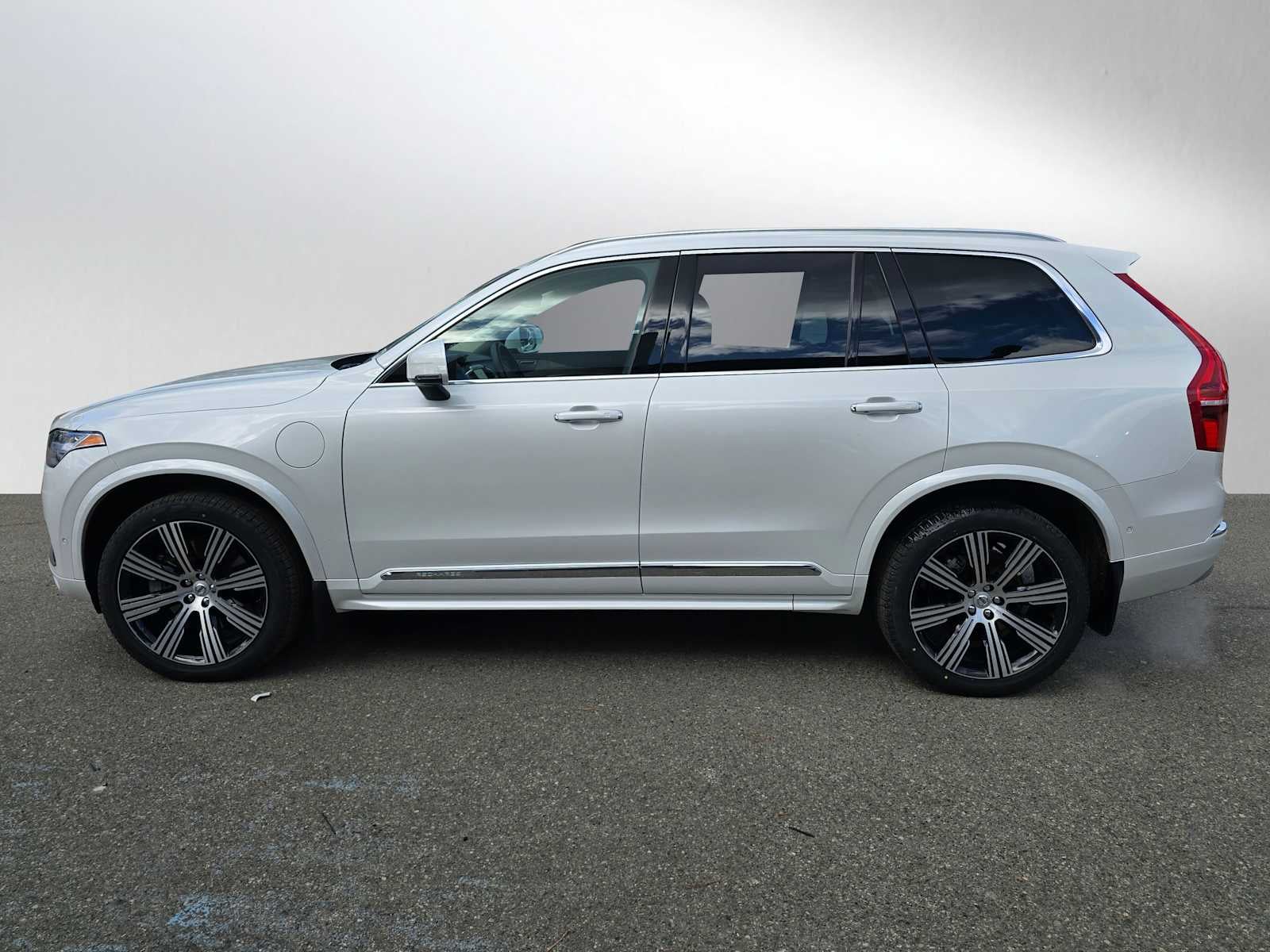 2022 Volvo XC90 Recharge Plug-In Hybrid Inscription