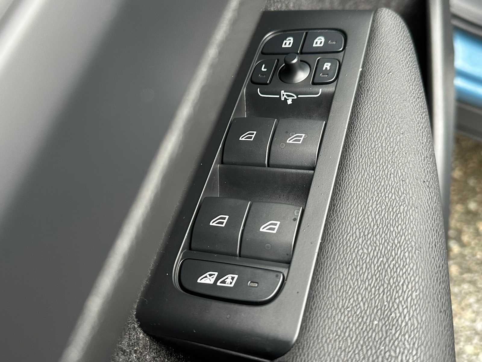 2023 Volvo C40 Recharge Pure Electric Plus