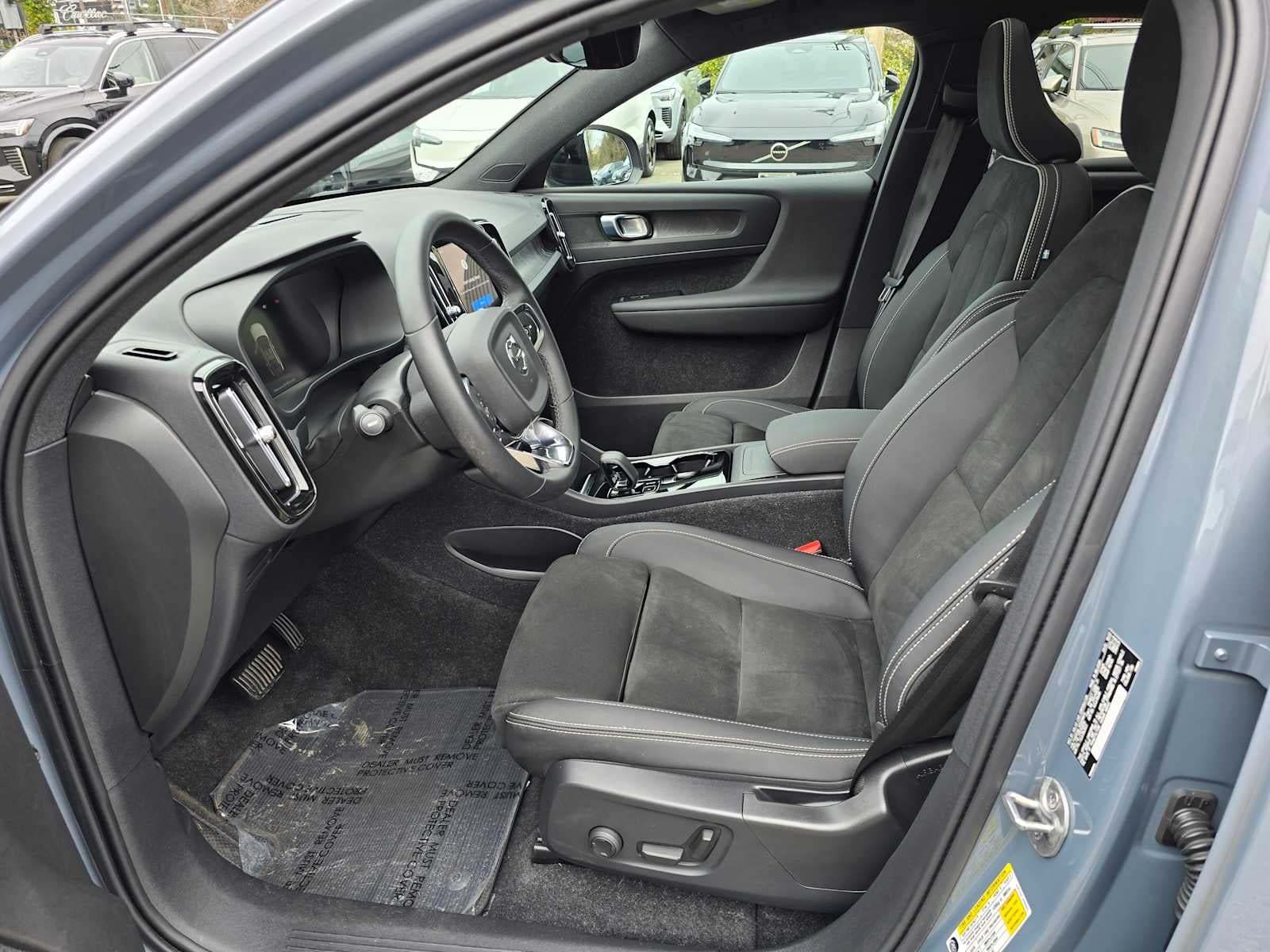 2023 Volvo C40 Recharge Pure Electric Plus