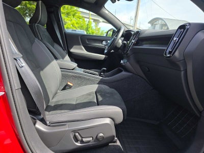 2023 Volvo C40 Recharge Pure Electric Plus