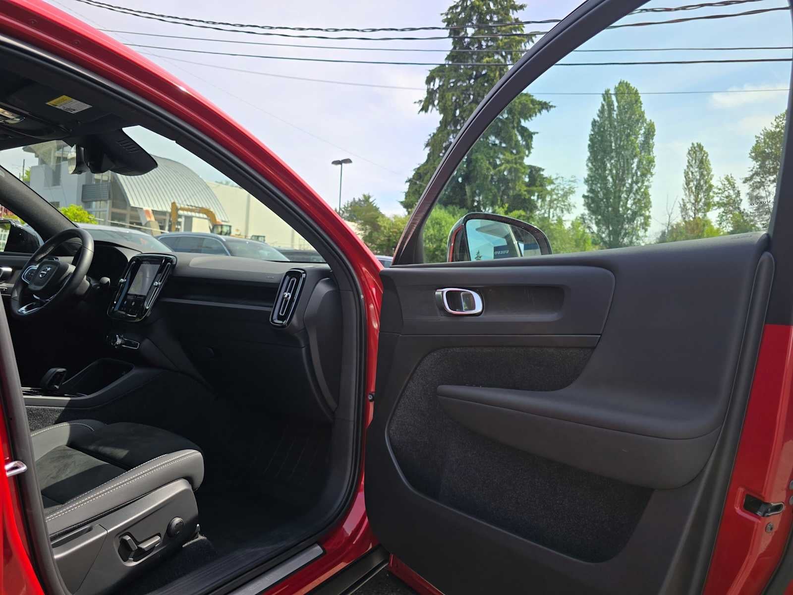 2023 Volvo C40 Recharge Pure Electric Plus
