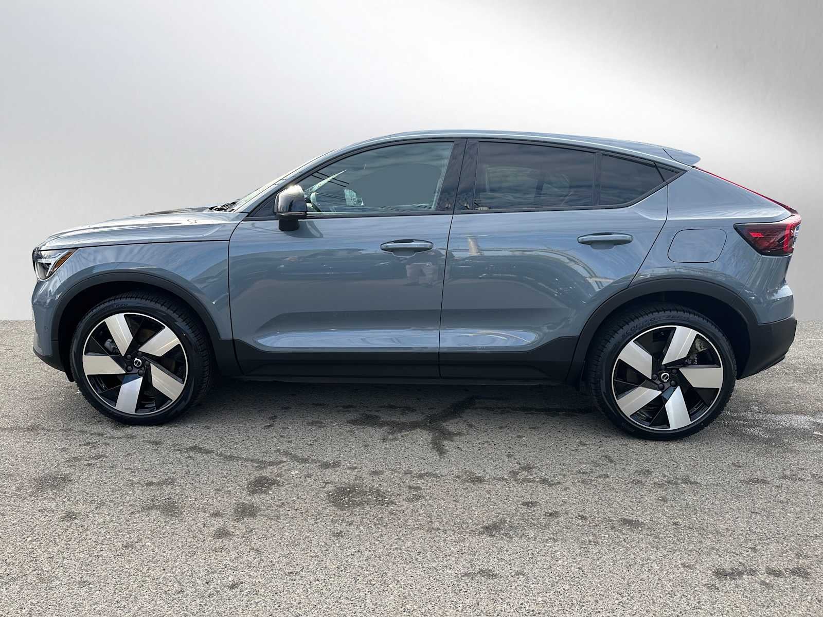 2023 Volvo C40 Recharge Pure Electric Ultimate