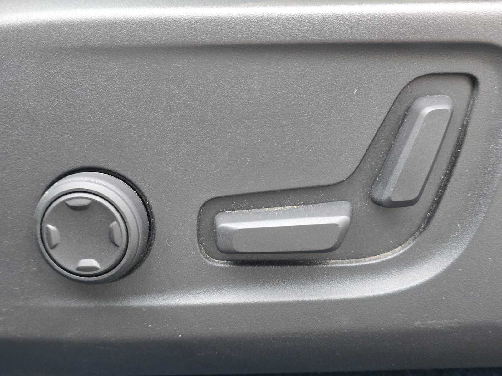 2023 Volvo C40 Recharge Pure Electric Ultimate
