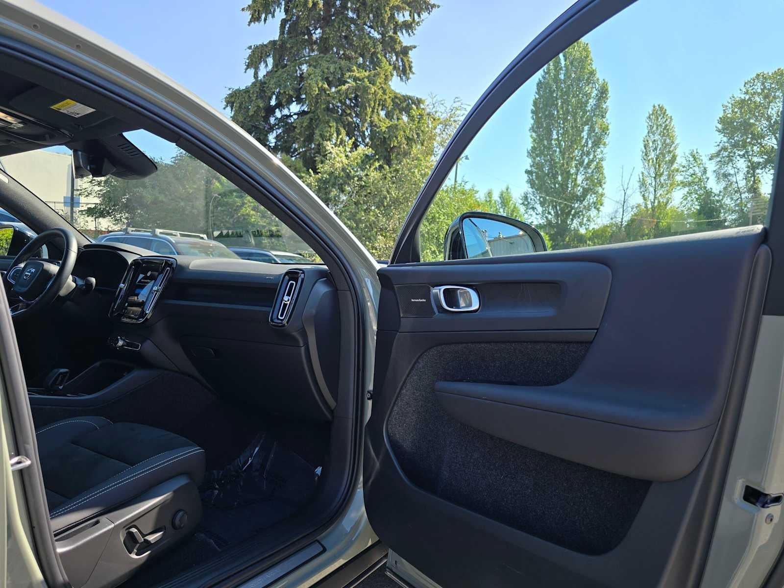2023 Volvo C40 Recharge Pure Electric Ultimate