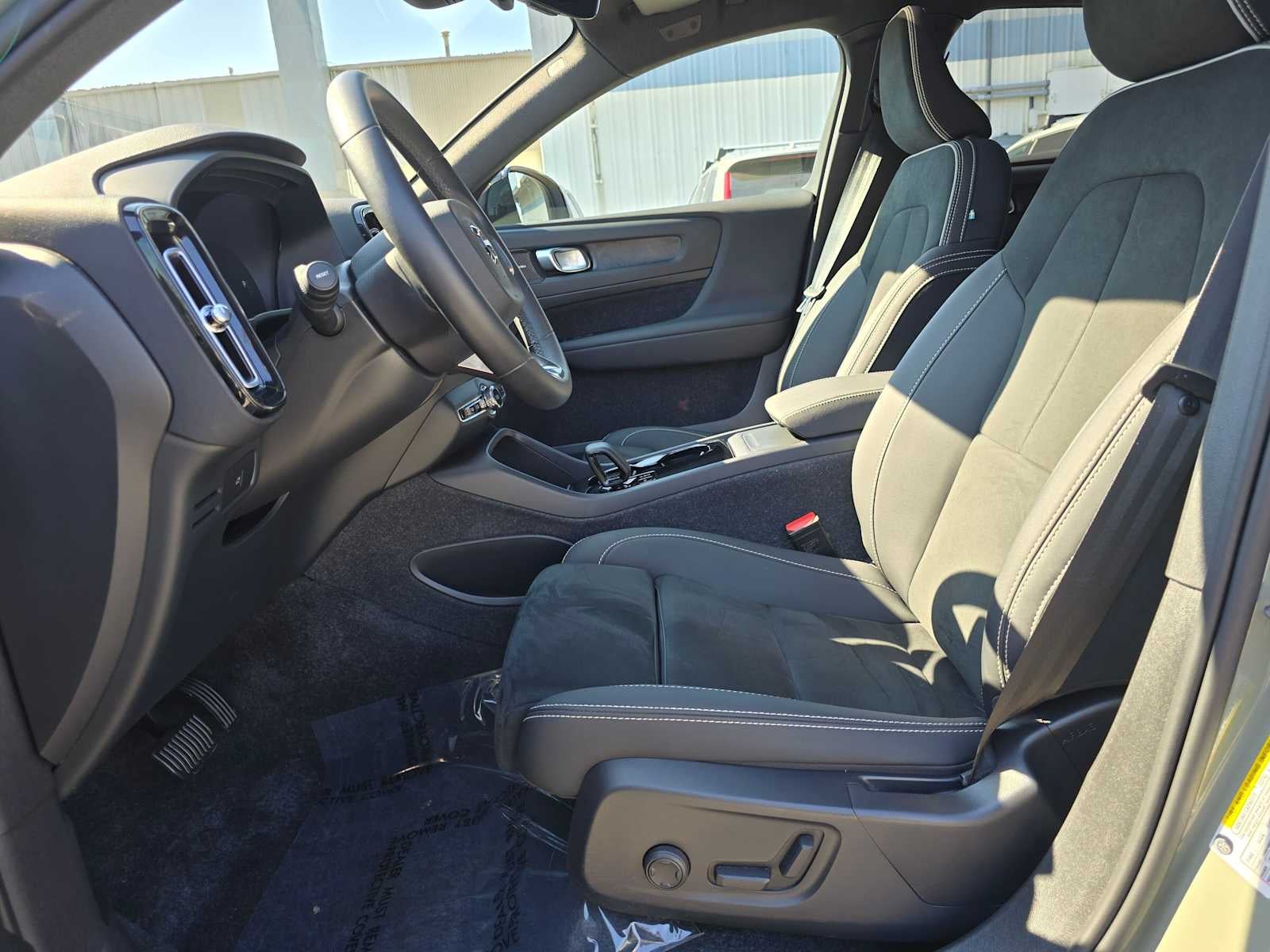 2023 Volvo C40 Recharge Pure Electric Ultimate