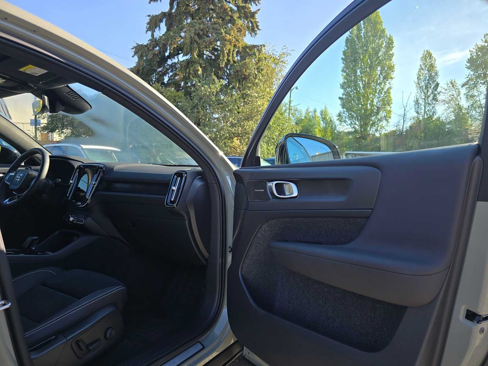 2023 Volvo C40 Recharge Pure Electric Ultimate