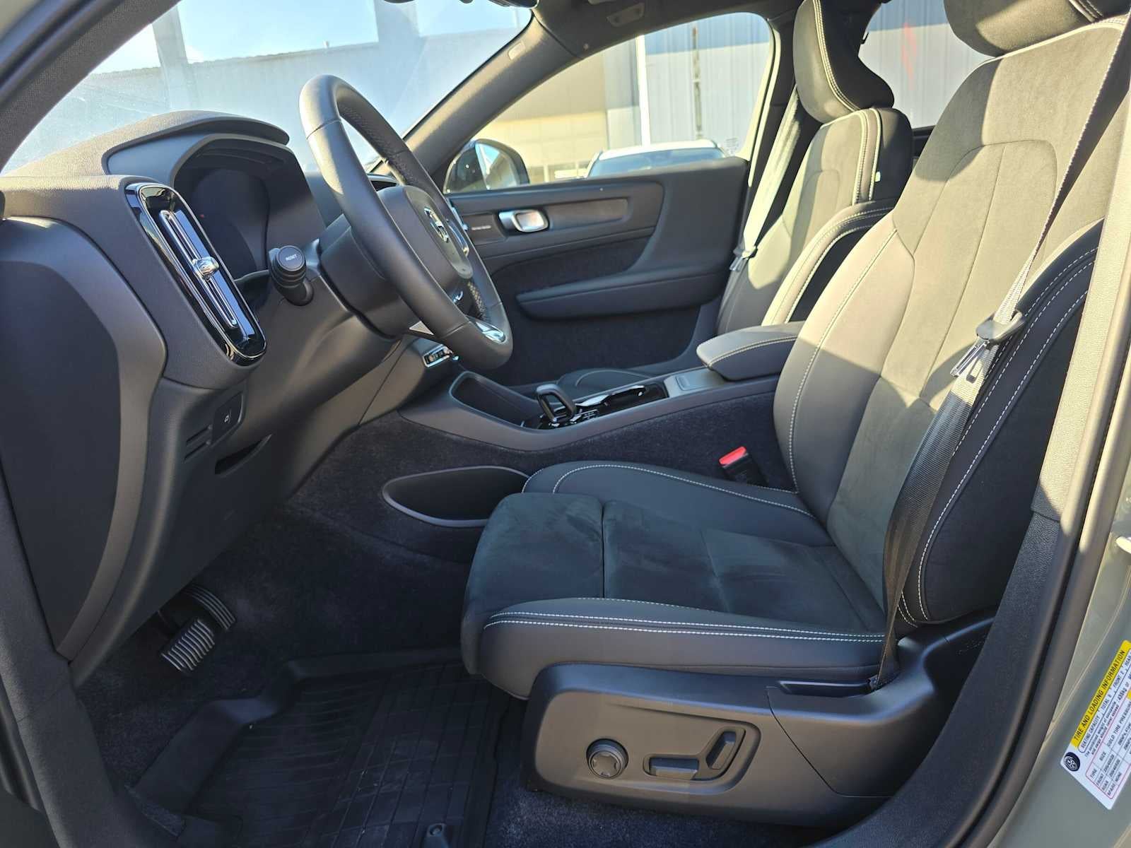 2023 Volvo C40 Recharge Pure Electric Ultimate