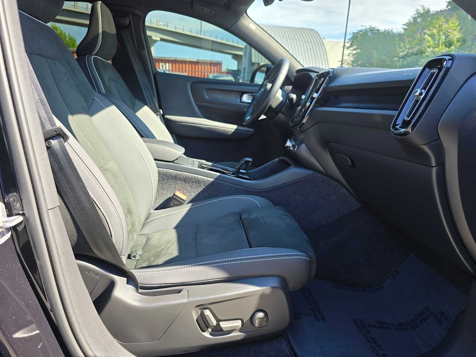 2023 Volvo C40 Recharge Pure Electric Ultimate