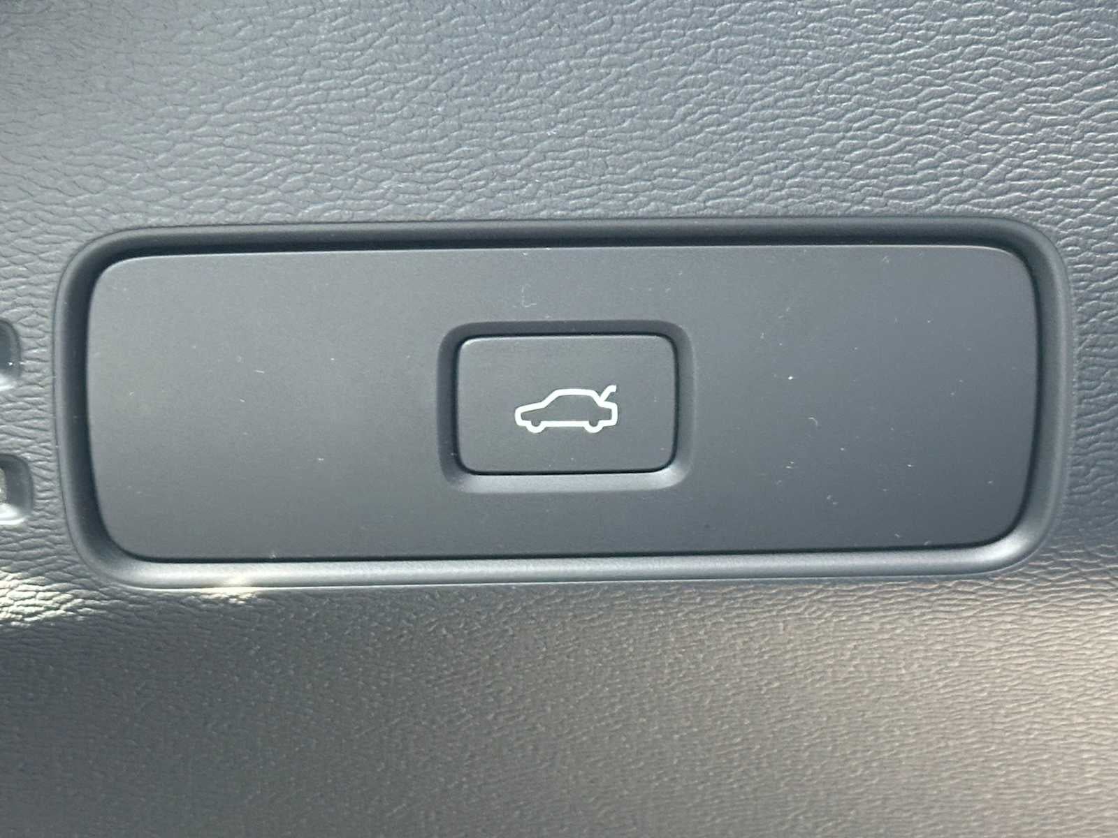2023 Volvo C40 Recharge Pure Electric Ultimate