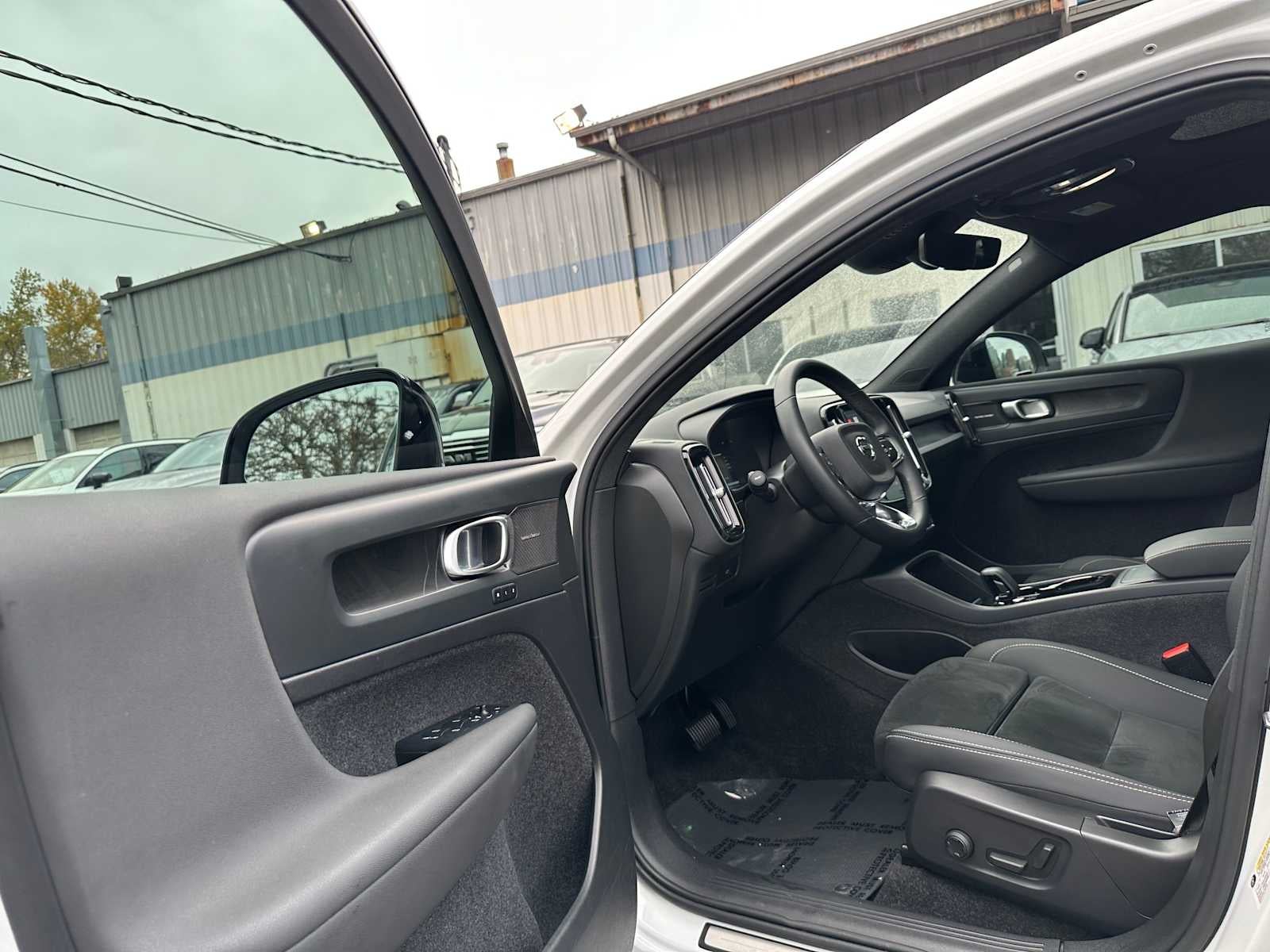 2023 Volvo C40 Recharge Pure Electric Ultimate