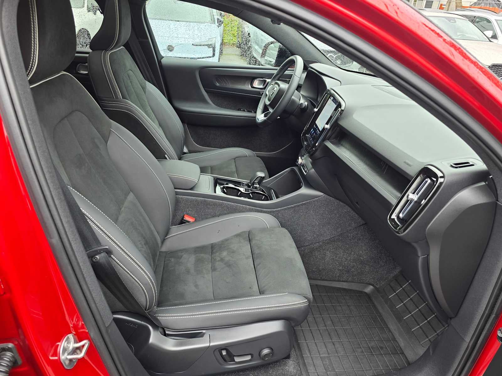 2023 Volvo C40 Recharge Pure Electric Ultimate