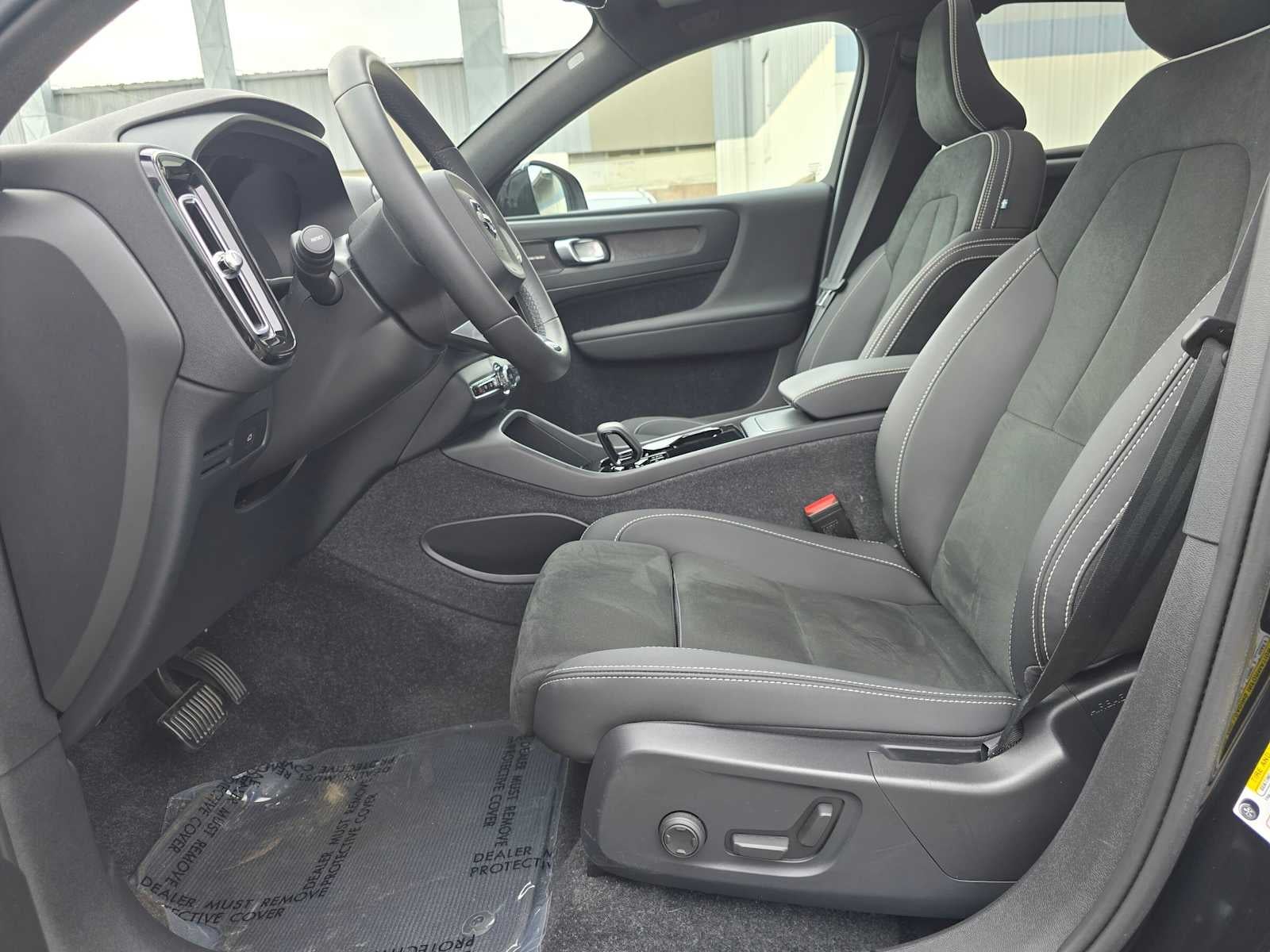 2023 Volvo C40 Recharge Pure Electric Ultimate